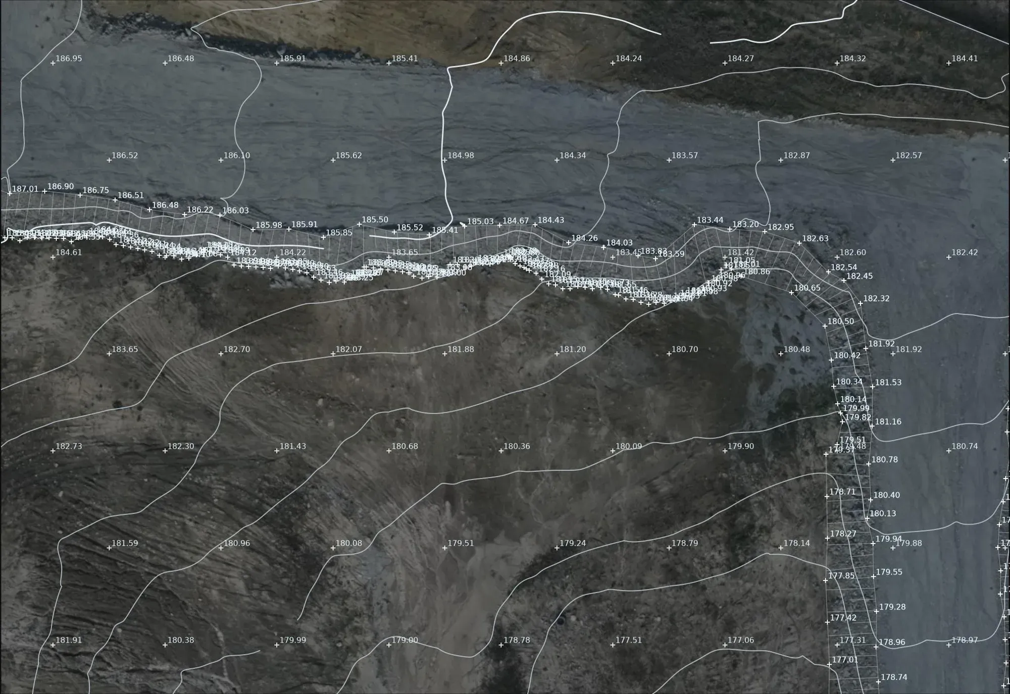 Ortofoto üzerinde kotlu plankote noktaları